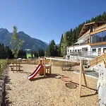 Domek alpejski Wellness Near Wildkogel Neukirchen am Großvenediger
