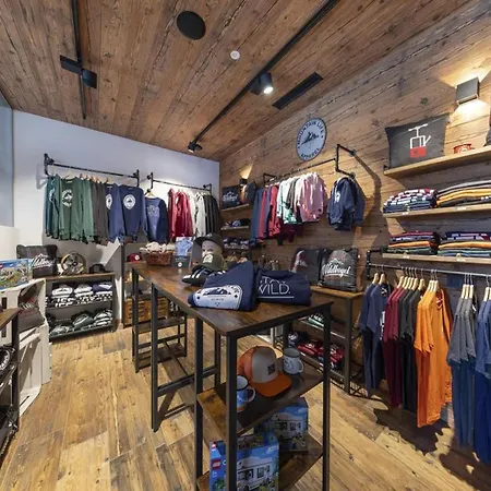 Alpine Wellness Near Wildkogel *