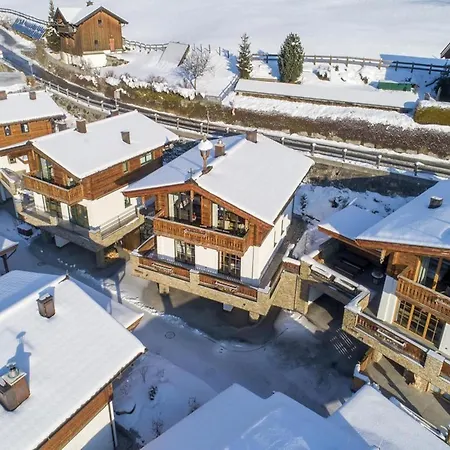 Alpine Wellness Near Wildkogel *