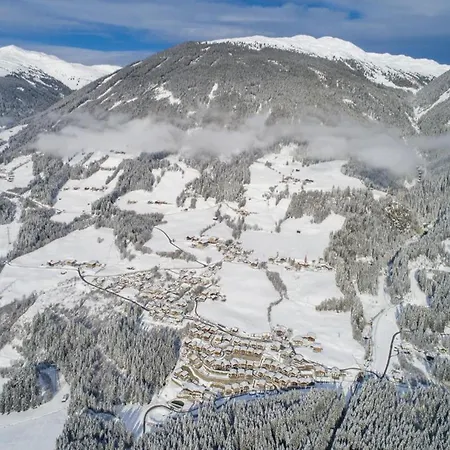 Chalet Alpine Wellness Near Wildkogel Neukirchen am Großvenediger