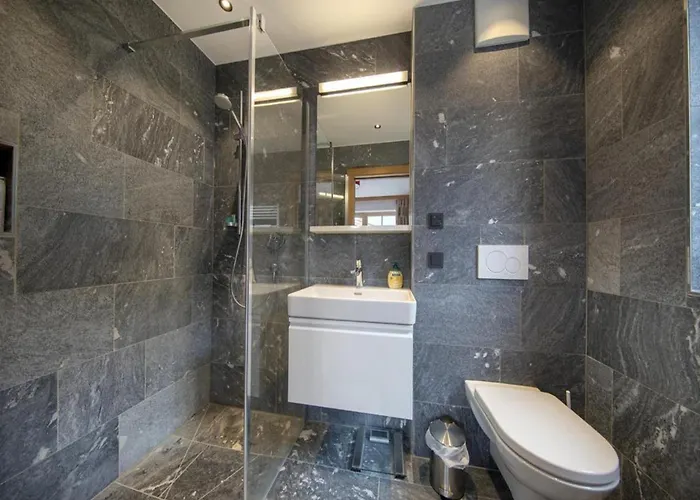 Alpine Wellness Near Wildkogel シャレー