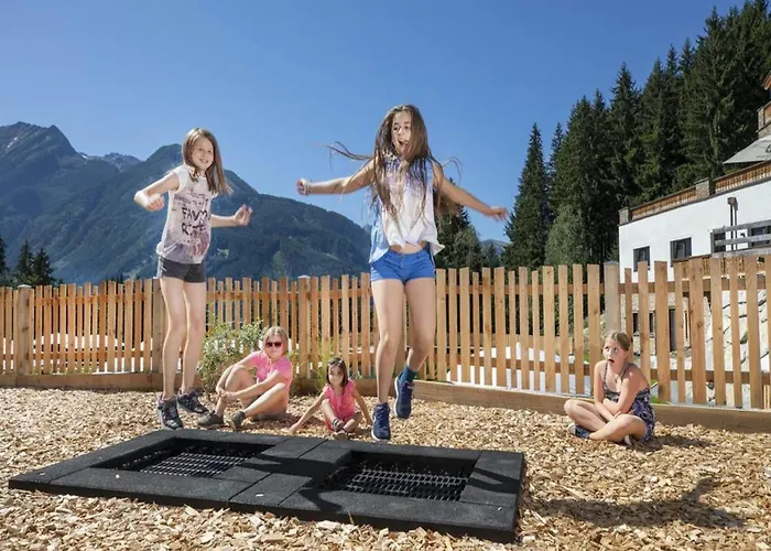 Wellness Near Wildkogel Chalet Neukirchen am Grossvenediger